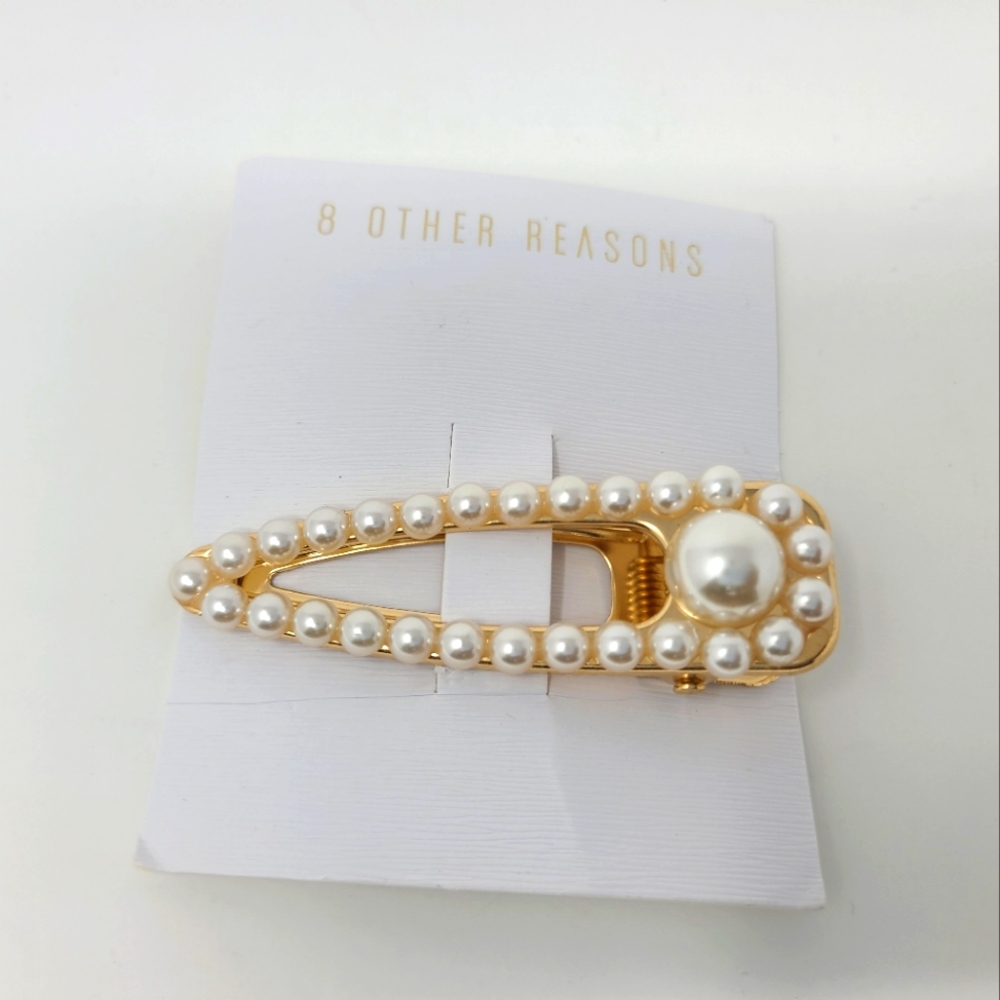 8 Other Reasons Hair Pearl Clip